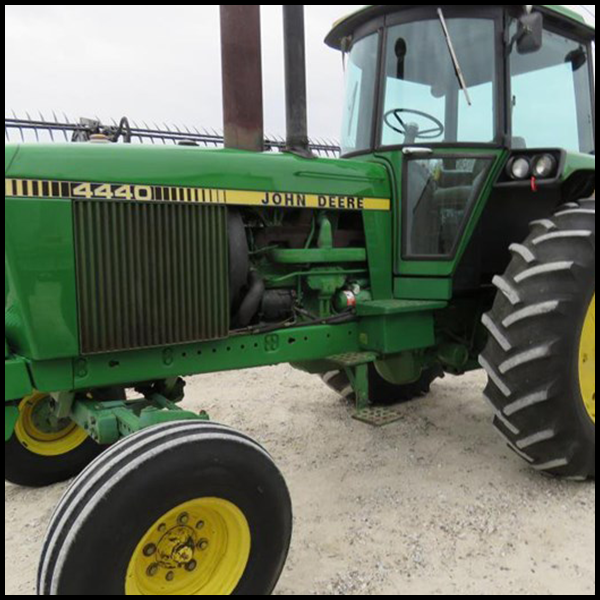 4440-tractor